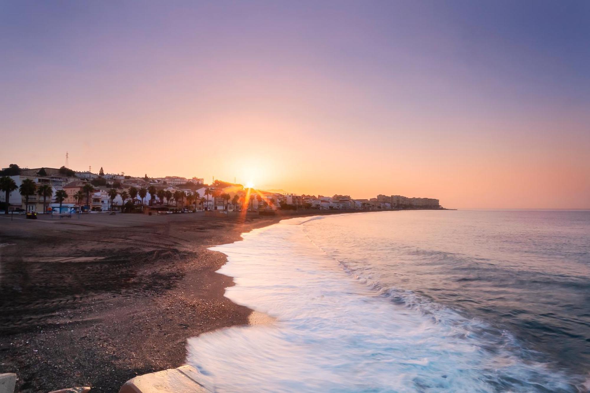 Brisas Del Mar Villa Caleta De Velez Buitenkant foto